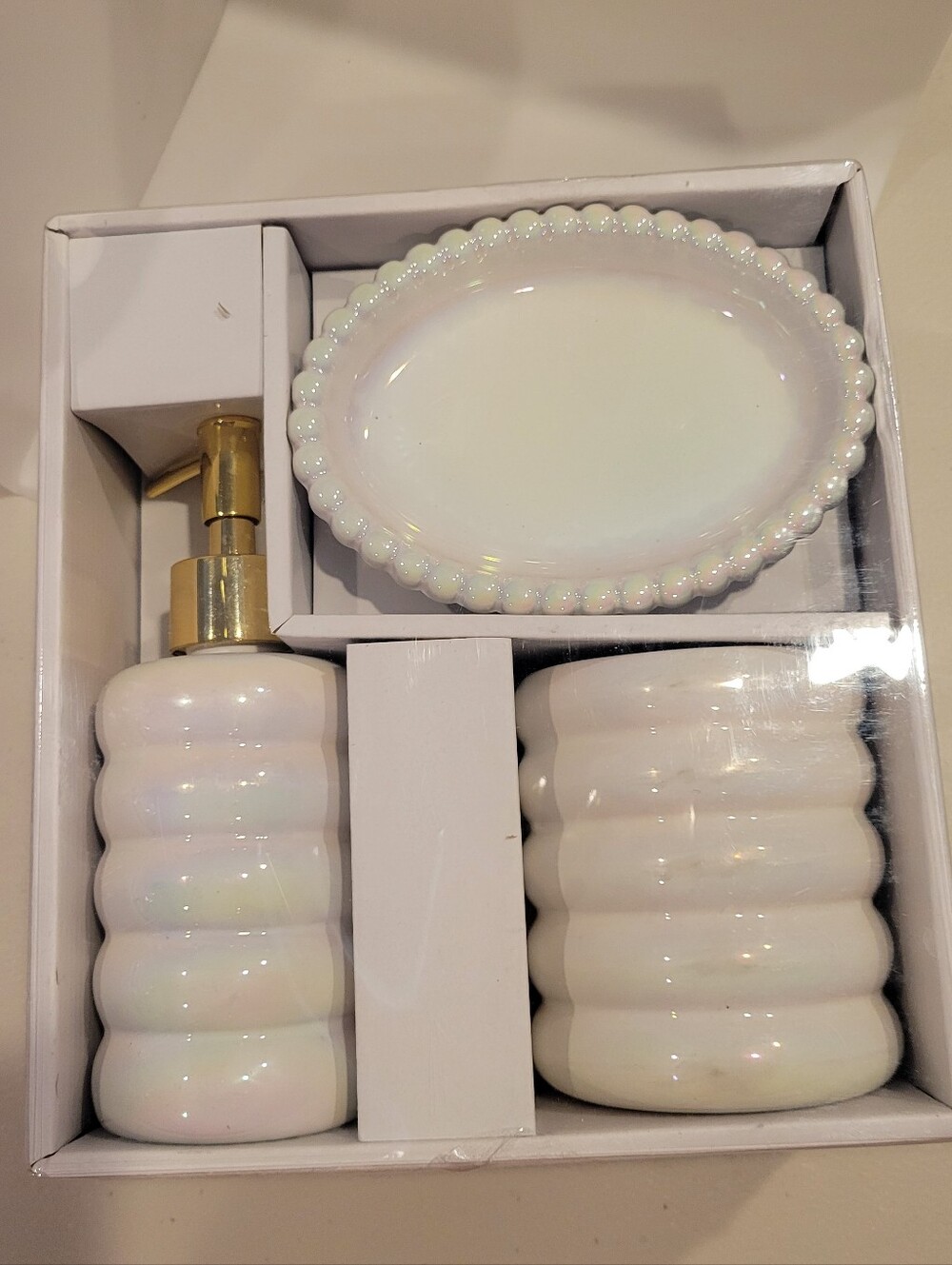 Iridescent White Ceramic Bath Accessory Set
